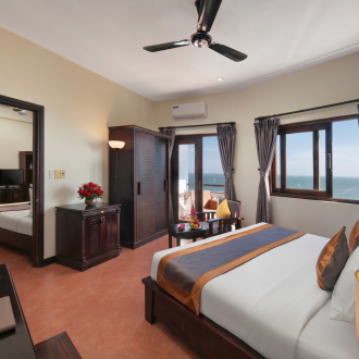 FAMILY OCEAN VIEW